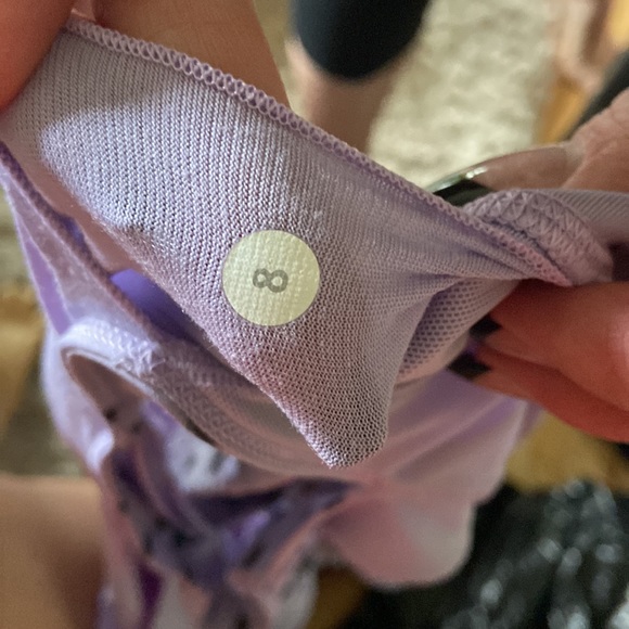 GUC, lulu tank top - Picture 4 of 4